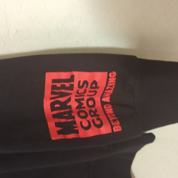 Spiderman black sweater size small - Picture 5 of 7